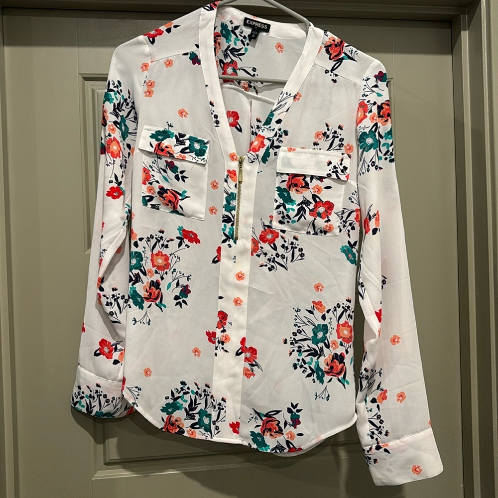 Women’s half zip up blouse from express size XS